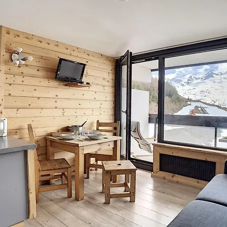Appartement Renove Au Centre, Balcon, 3 Pers., 5eme Etage *